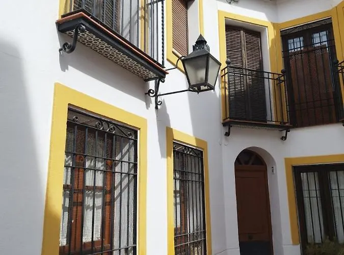 Atico Muy Luminoso En El Casco Antiguo